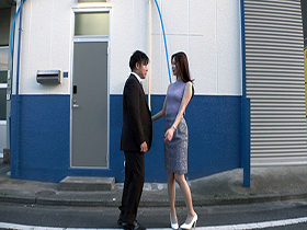 スーツでお出迎え！セクハラソープの素敵な奥様 本日の出勤：あさみさん　サンプル画像17